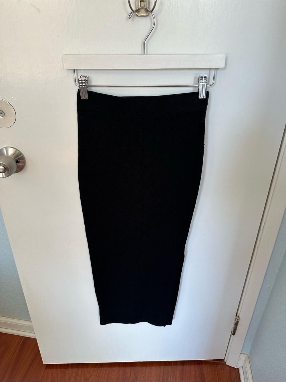 Naadam Silk Cashmere Black Midi Pencil Skirt - Women's